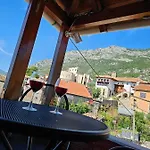 Castle - Inside,voga Guesthause 3* Krujë