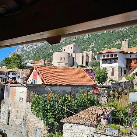 Maison d'hôtes Castle - Inside,voga Guesthause