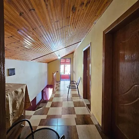 Castle - Inside,voga Guesthause
