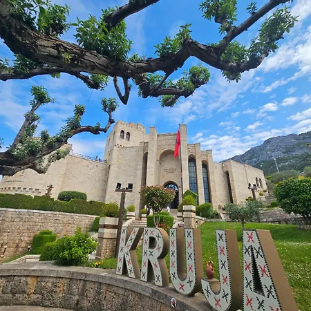 Castle - Inside,voga Guesthause Maison d'hôtes