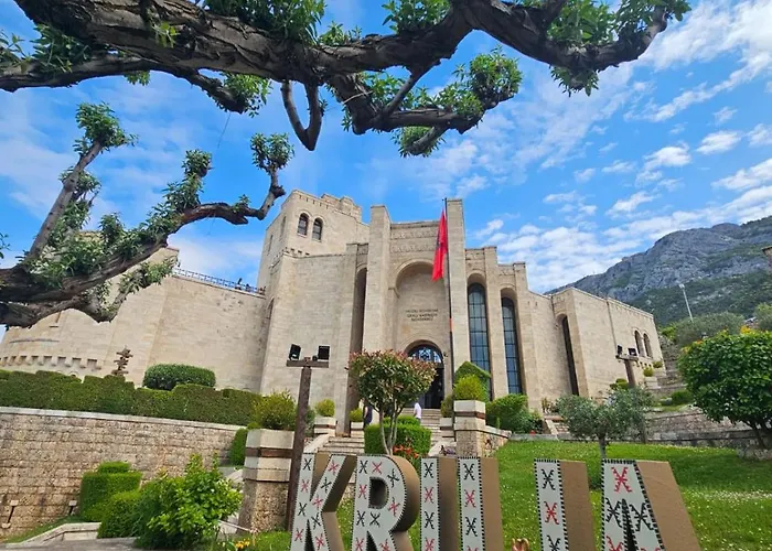 Castle - Inside,voga Guesthause Gasthof